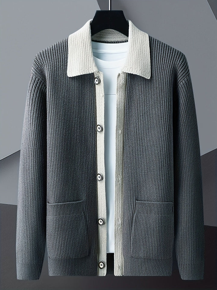 Detail view of the contrast collar on the men's ribbed cardigan