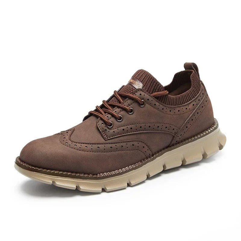 Vintage-Inspired Casual Golf Shoes