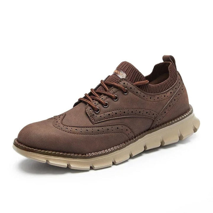 Vintage-Inspired Casual Golf Shoes