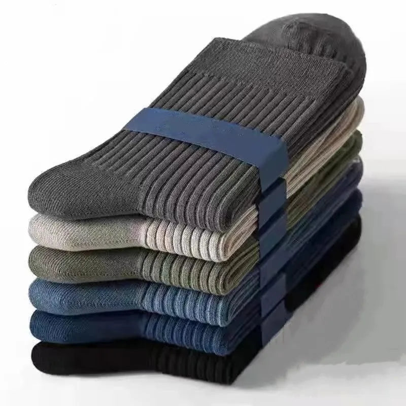 Men's Mid-Calf Cotton Socks Solid Color