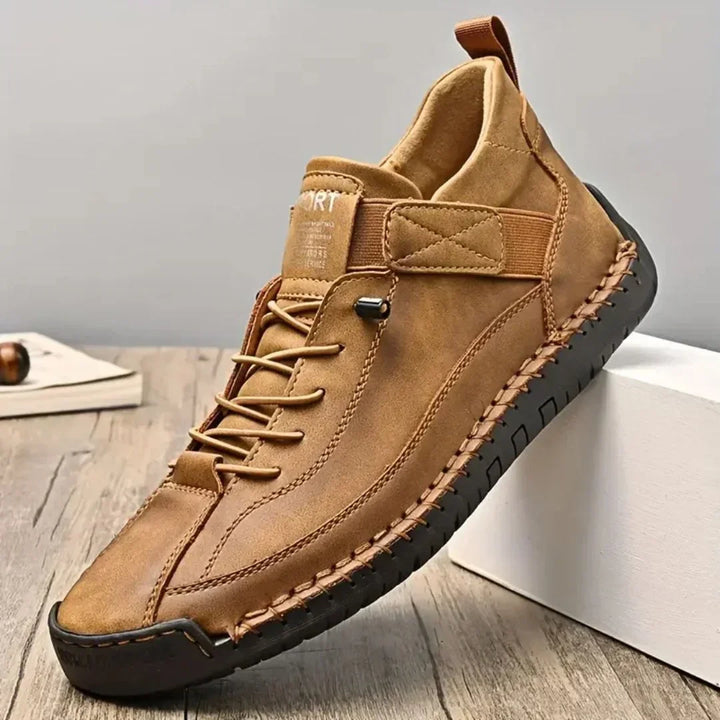 Top view showing the shape of men's urban trainers