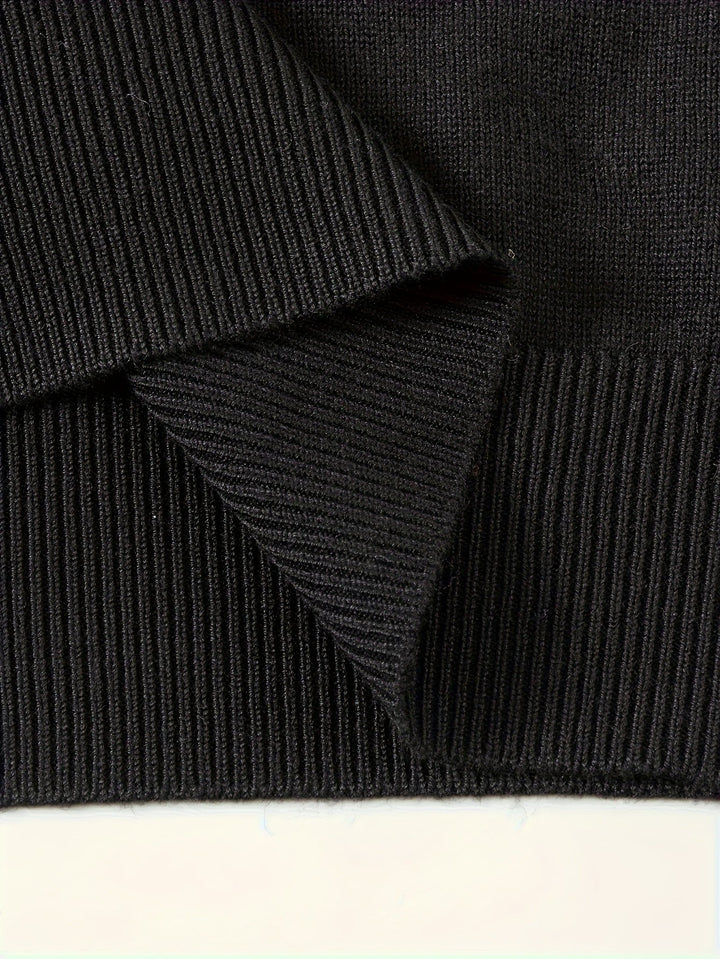 Long-sleeved men's half zip jumper shown on a model