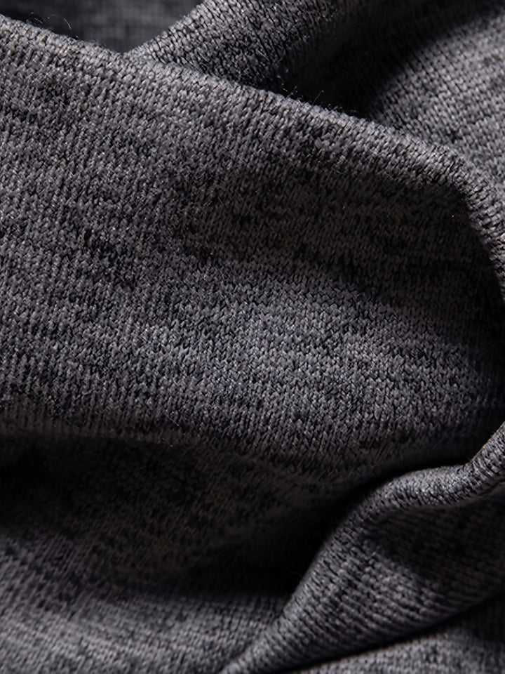 Relaxed-fit men's jumper suitable for everyday wear