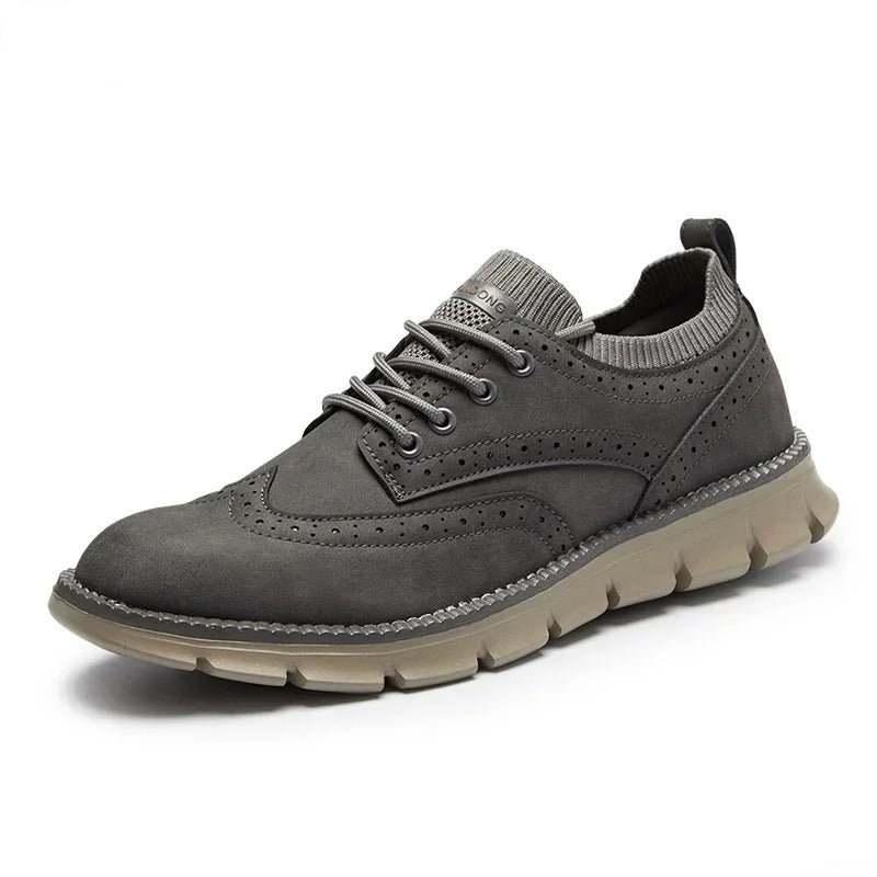Vintage-Inspired Casual Golf Shoes