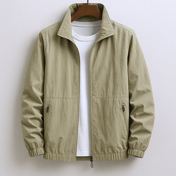 Men's Lightweight Summer Jacket With Clean Cut