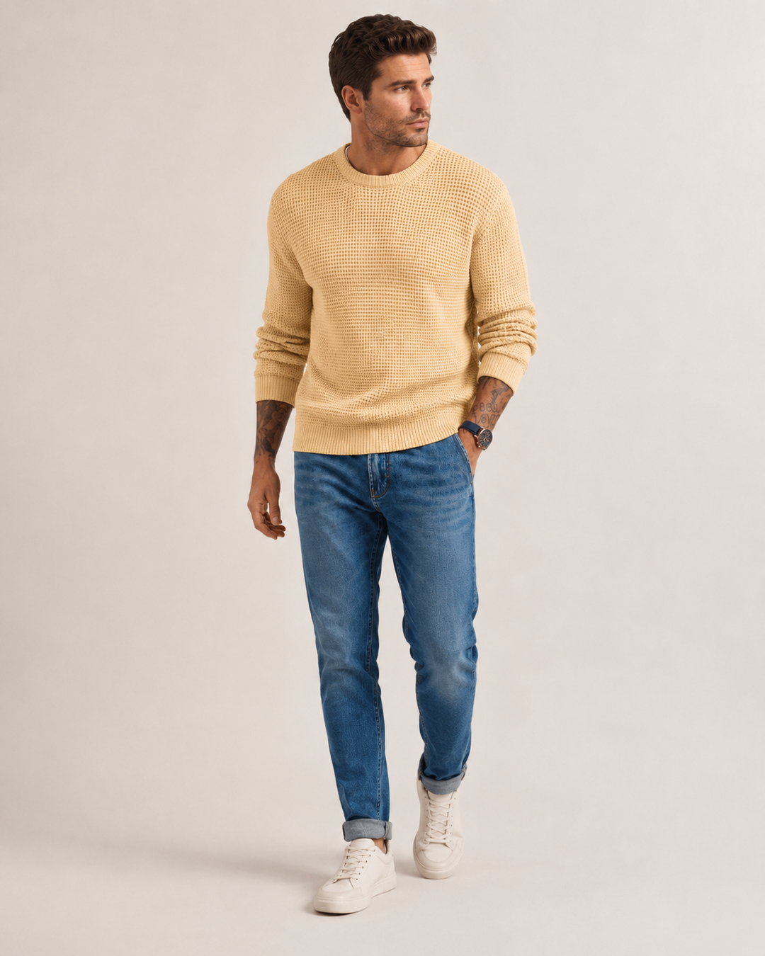 Men's structured knit pullover with a refined knitted texture