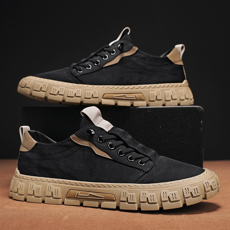 Men's Canvas Trainers With Tread Sole