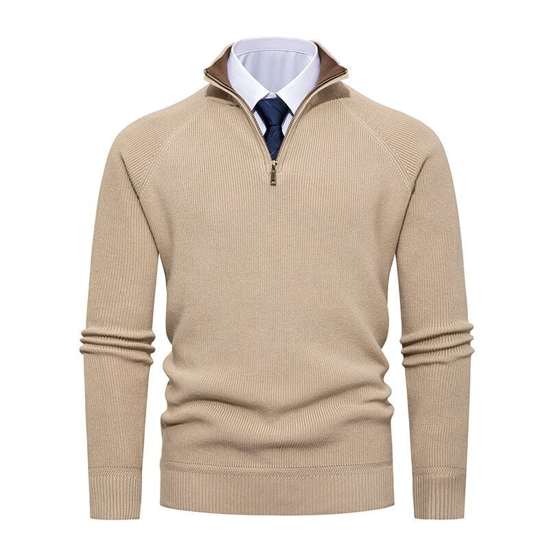 Versatile men's half-zip jumper for cooler-day layering