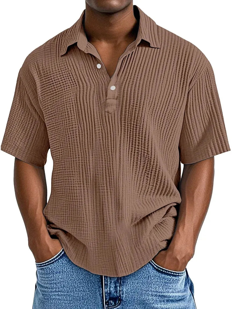 Men's textured short sleeve summer shirt in a full-length view