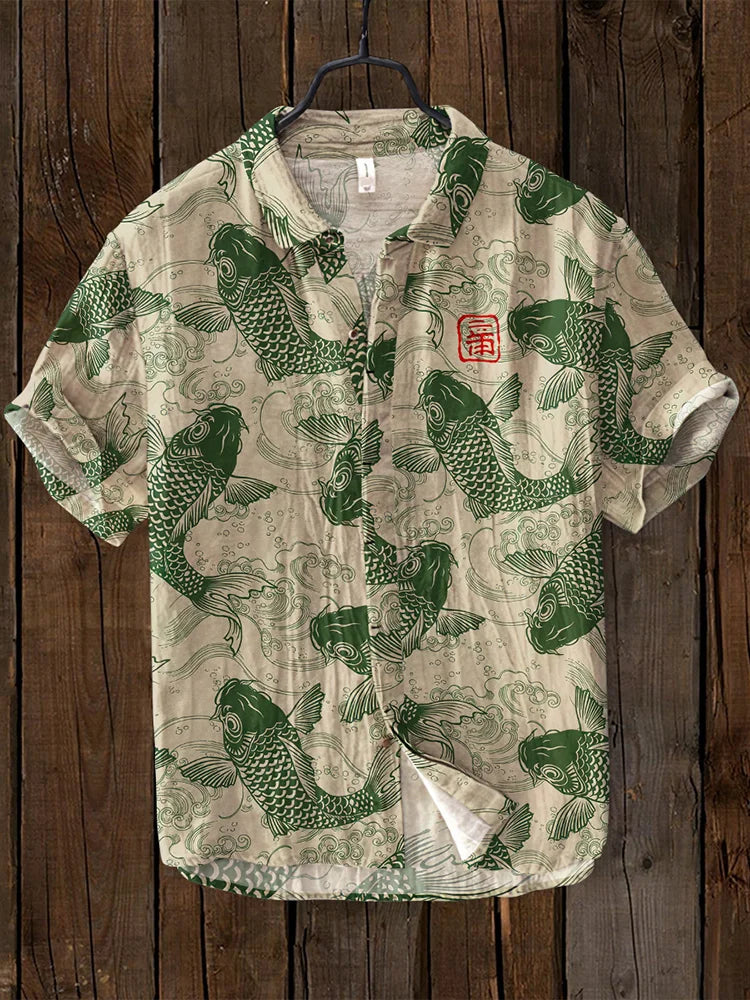 Men's printed shirt with collar and button-through fastening in vintage style