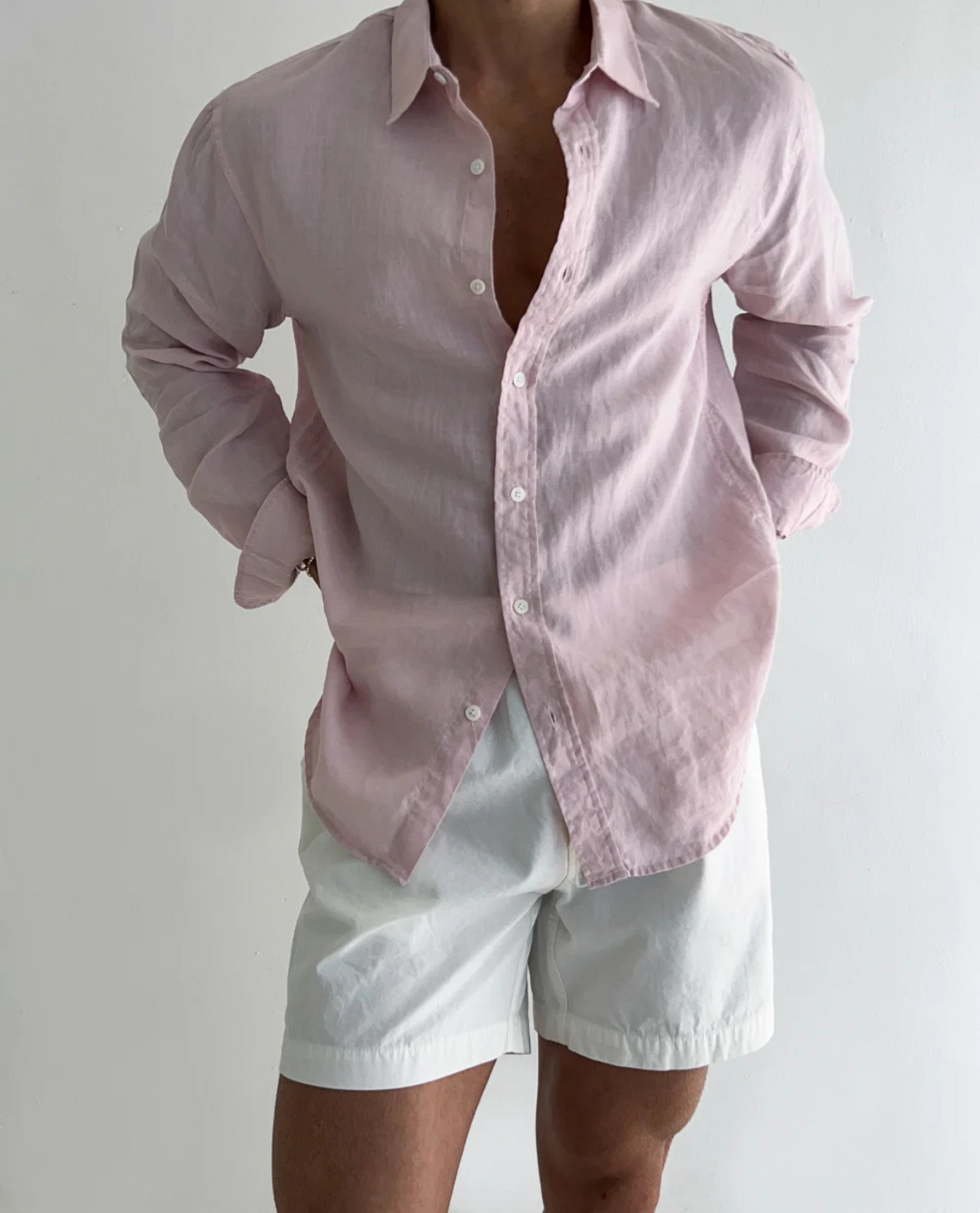 Men's linen short sleeve shirt shown from the back