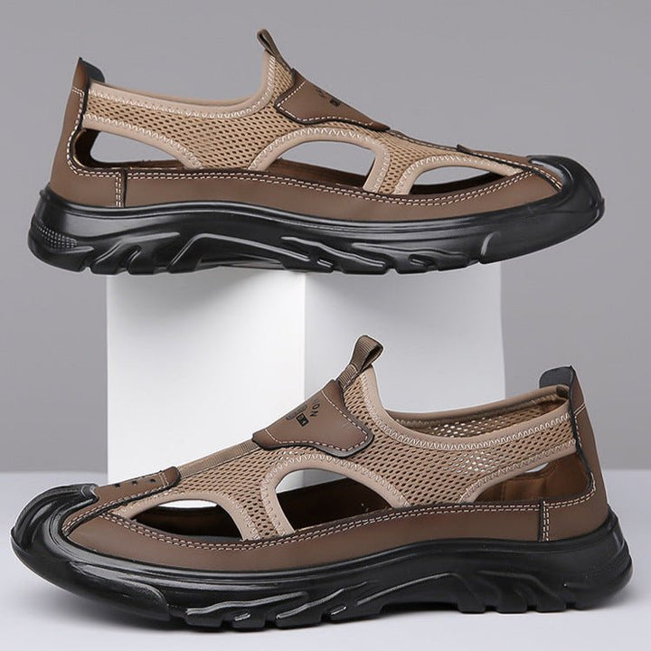 Men's summer sandals with lightweight sole detail