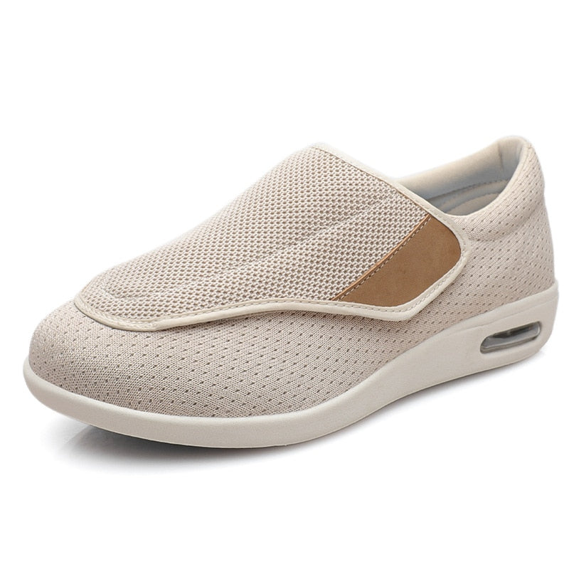Men's Wide Fit Comfort Shoes