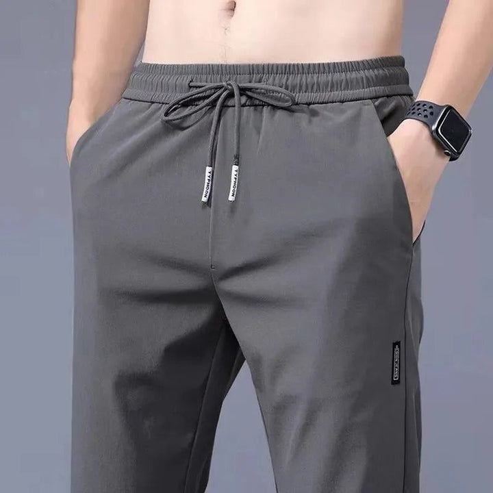 Men's Tapered Breathable Jogging Pants with Drawstring
