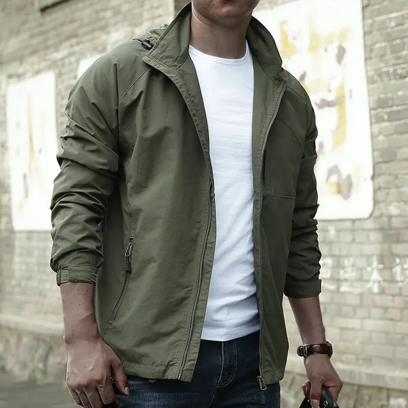 Men's Hooded Outdoor Jacket With Zip Pockets