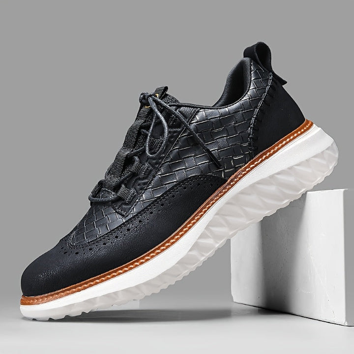 Men's everyday trainers combining casual style and cushioned comfort