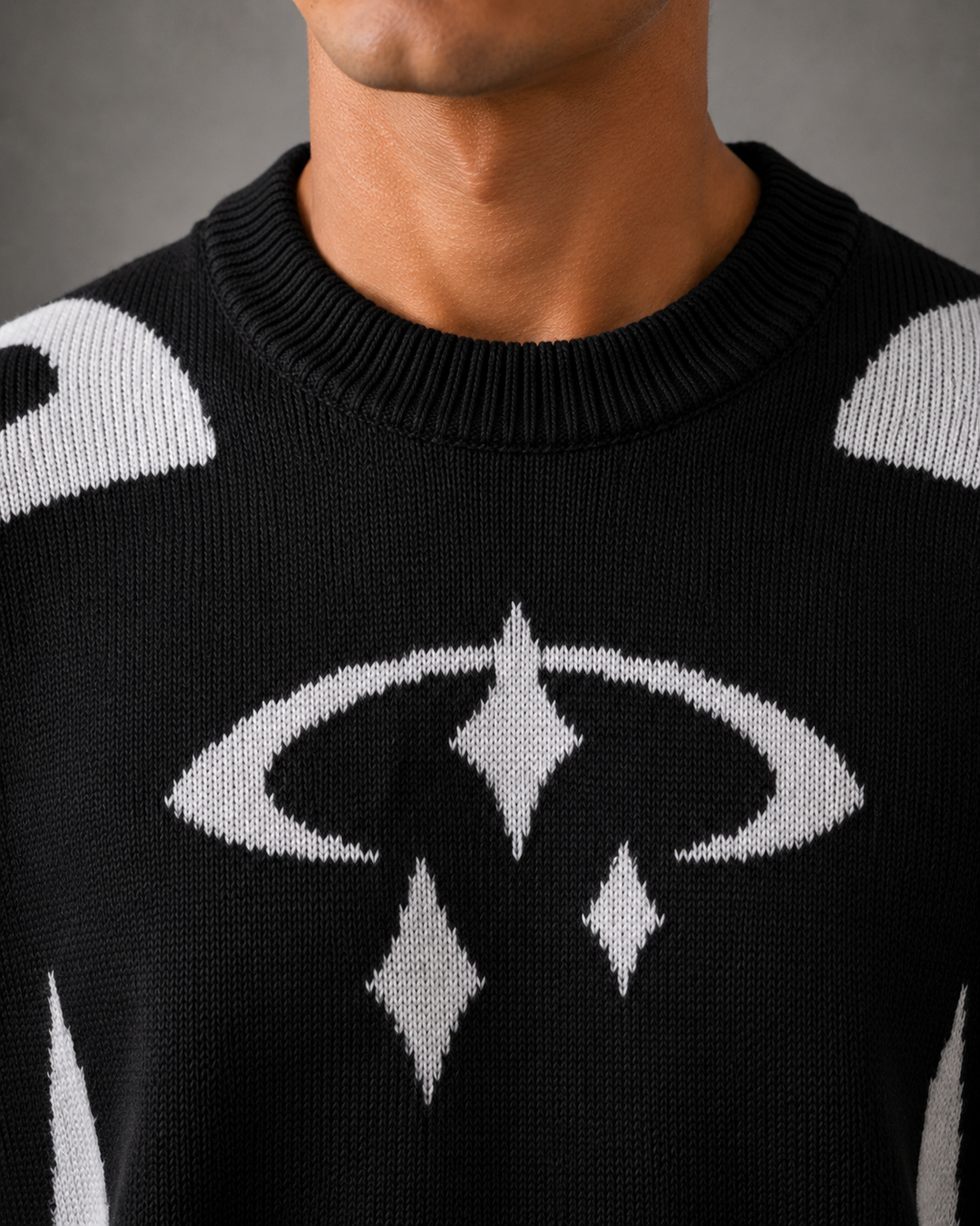 Detailed view of the knitted fabric and graphic pattern