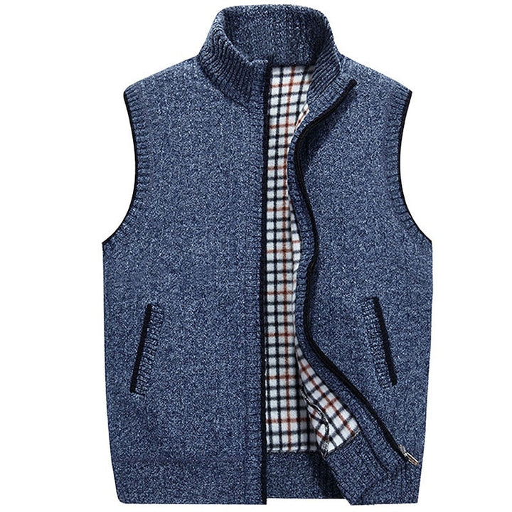 Front view of the men's sleeveless knitted gilet