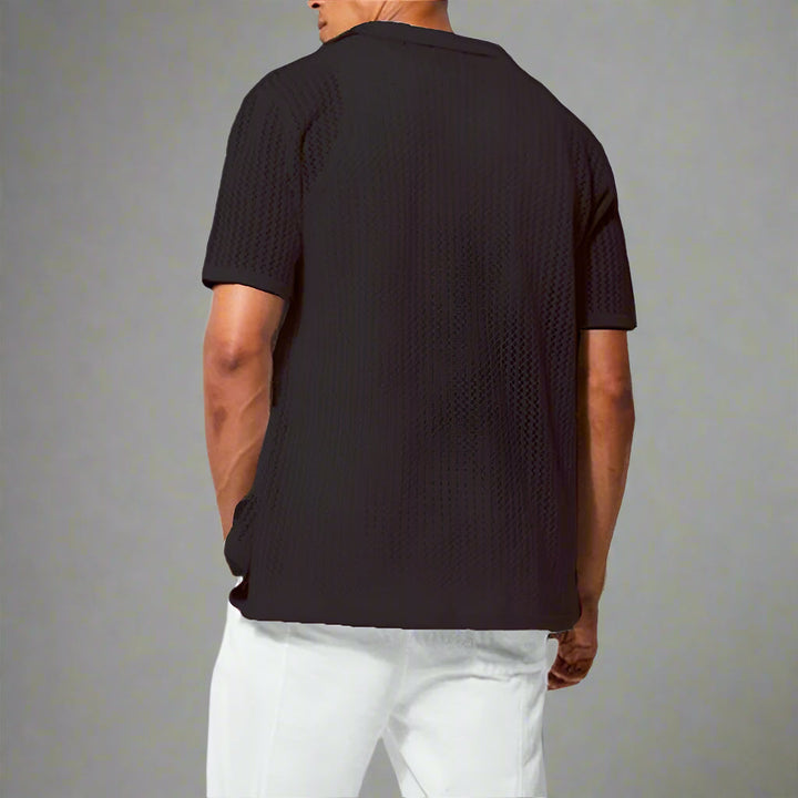 Short sleeve men's textured knit shirt with open collar detail