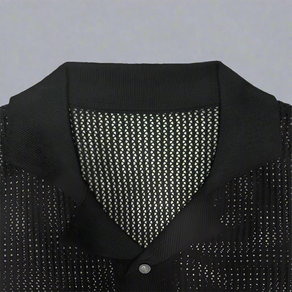 Men's breathable summer knit shirt in a casual resort-inspired style
