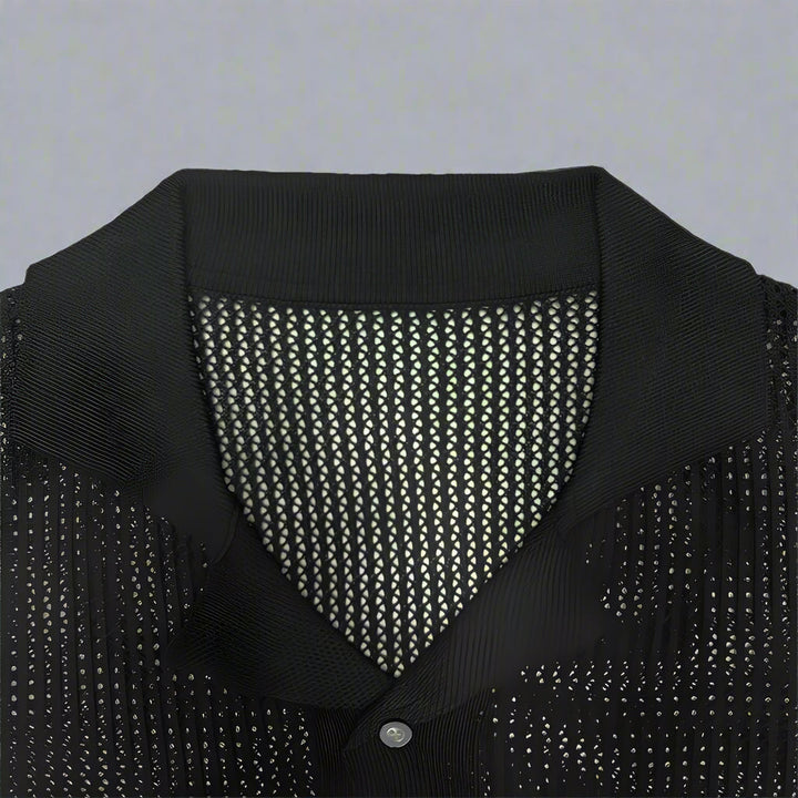 Men's breathable summer knit shirt in a casual resort-inspired style