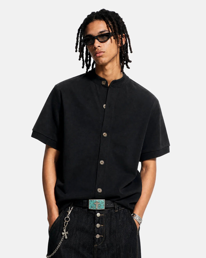 Side view of the men's short sleeve cardigan