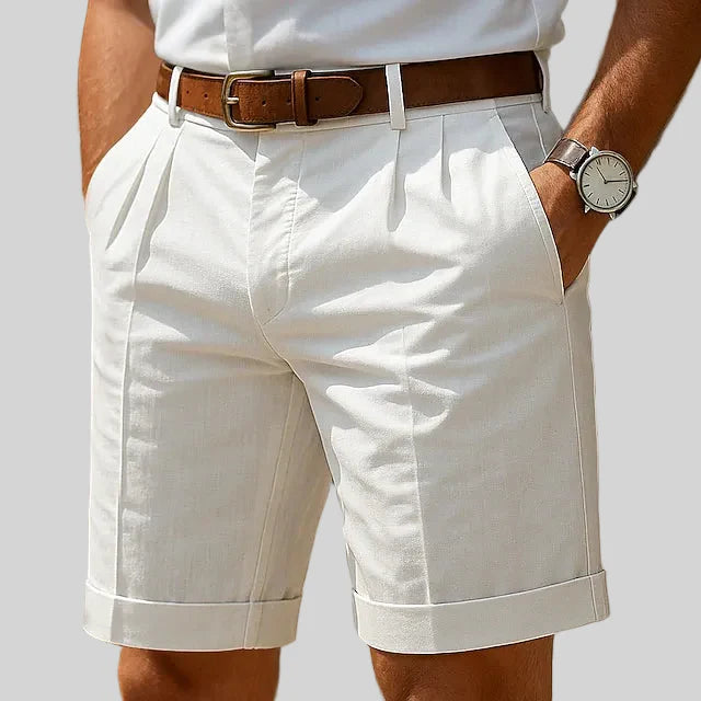 Men's pleated summer shorts in a tailored fit, front view